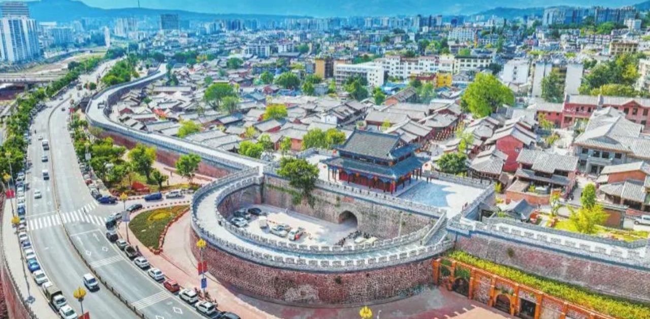 Sichuan Airlines Xichang Office in China